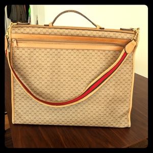 Vintage Authentic Gucci bag!